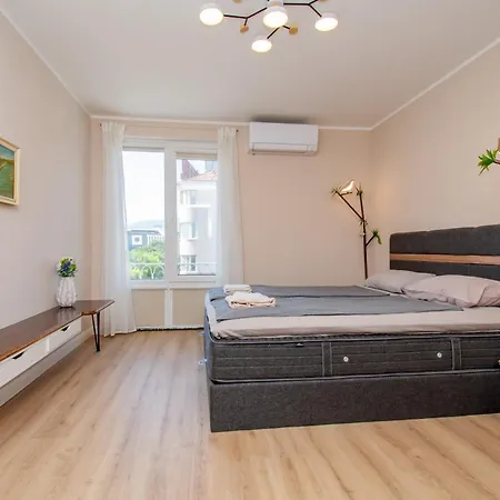 Apartamento Ndk&vitosha View In Sófia